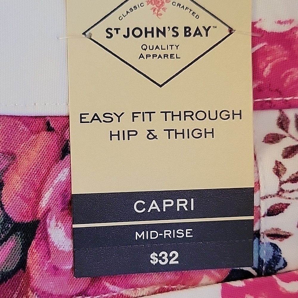 NWT St. John's Bay size 10 capri pants white with pink and blue floral - Picture 4 of 5
